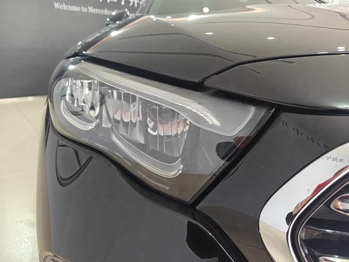 Mercedes-Benz E-Class Hybrid 2024 2024款 E 350 e L 插电式混合动力轿车