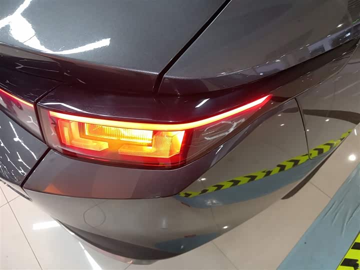 Changan Yida 2023 2023款 蓝鲸NE 1.5T GDI DCT尊享型