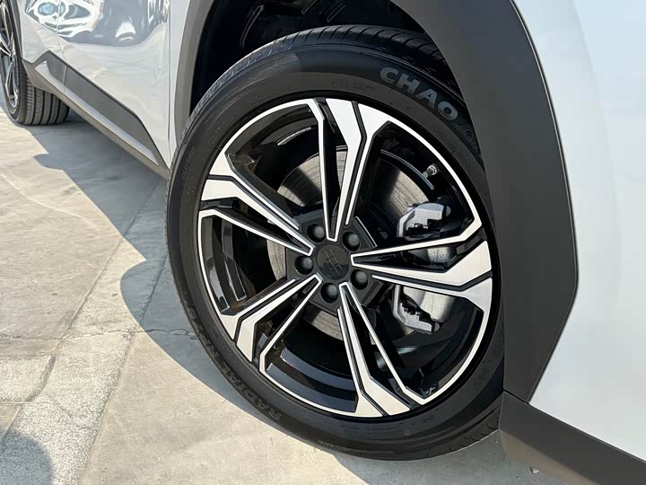 Geely Galaxy L7 2025 2025款 EM-i 115km 探索+版