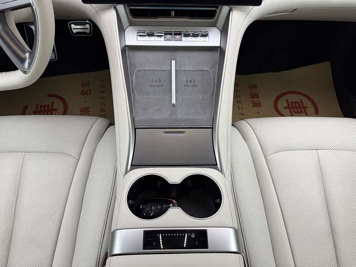 Denza Z9 2024 2024款 1100km 四驱Max版