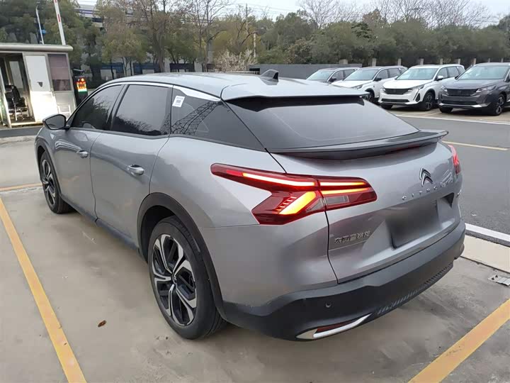 Citroen C5 X 2023 2023款 1.6T 势不凡