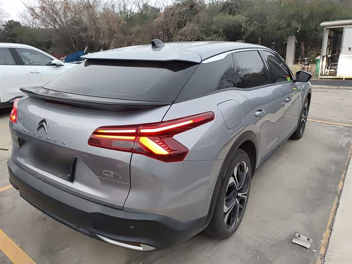 Citroen C5 X 2023 2023款 1.6T 势不凡