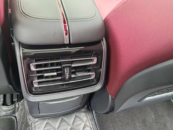 Hongqi HS5 2025 2025款 2.0T 两驱玄影版