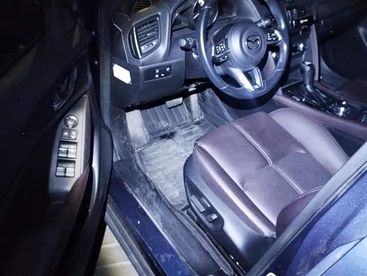 Mazda CX-4 2021 2021款 2.0L 自动两驱蓝天品位版