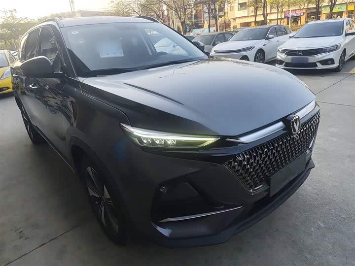 Changan X7 Plus 2024 2024款 1.5T 自动尊耀型 7座