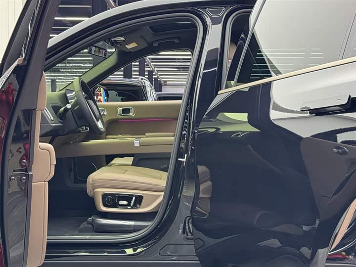 LiXiang L9 2025 2025款 Ultra 智能焕新版