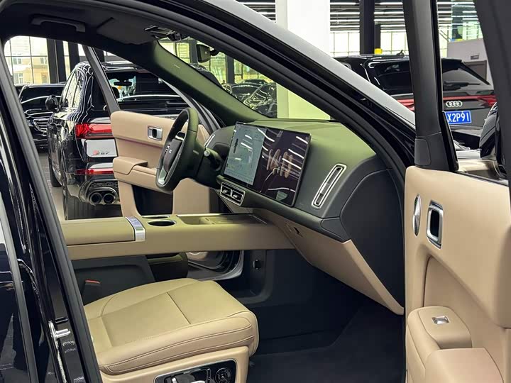 LiXiang L9 2025 2025款 Ultra 智能焕新版