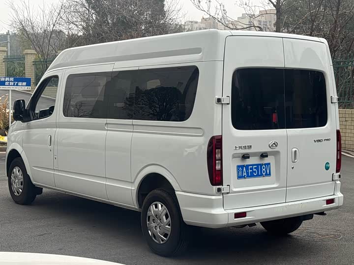 Maxus V80 2025 2025款 PRO傲运通 2.0T 手动长轴中顶 6/7/8/9座