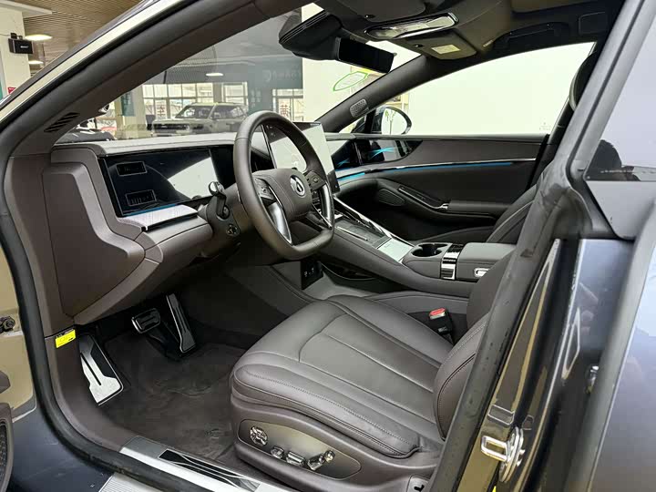 Denza Z9 2024 2024款 1100km 四驱Max版