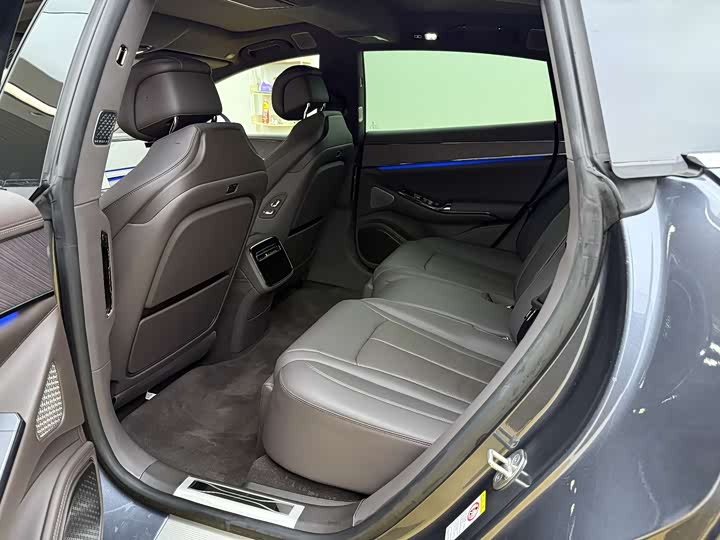 Denza Z9 2024 2024款 1100km 四驱Max版