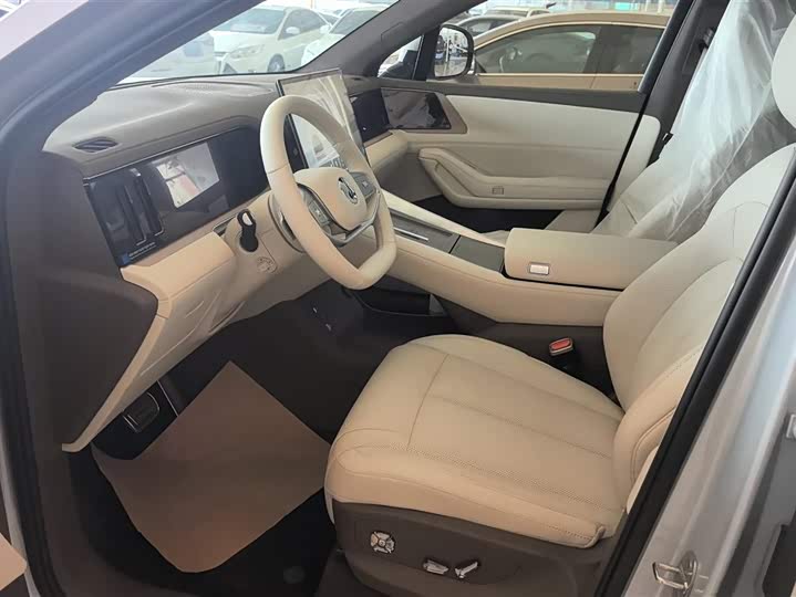 Denza N8L 2025 2025款 尊荣型