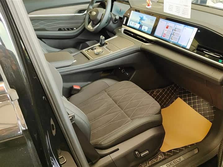 Geely Monjaro 2025 2025款 东方曜 2.0TD 自动今朝版