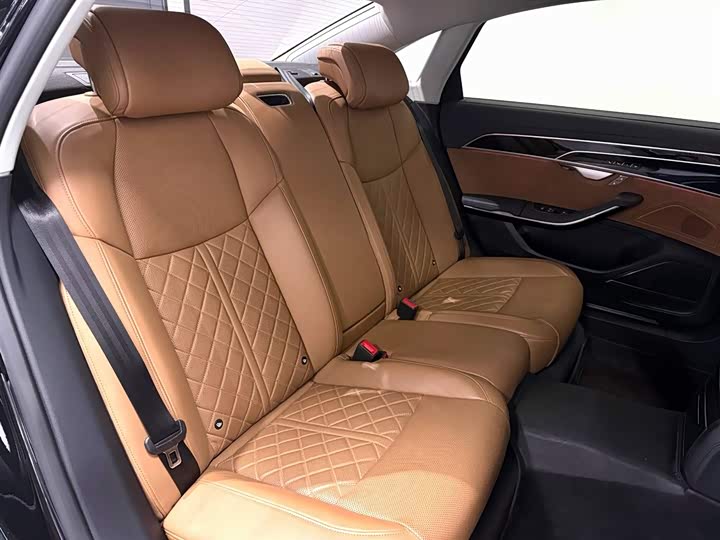 Audi A8 Hybrid 2021 2021款 A8L 60 TFSIe quattro