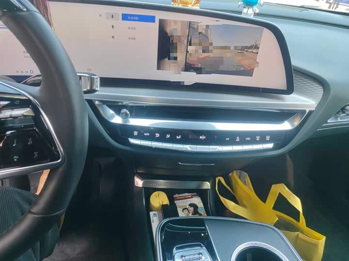 Cadillac Lyriq 2022 2022款 四驱高性能尊贵版