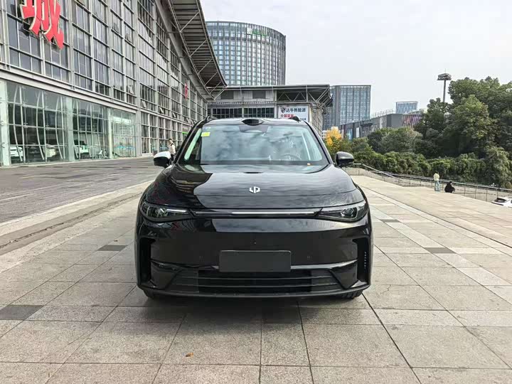 Leapmotor C16 2026 2026款 纯电 630激光雷达智尊版 6座