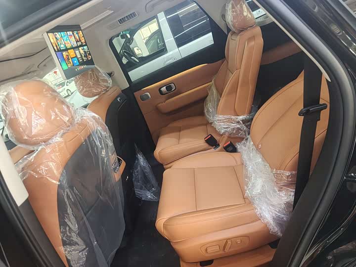 Leapmotor C16 2026 2026款 纯电 630激光雷达智尊版 6座