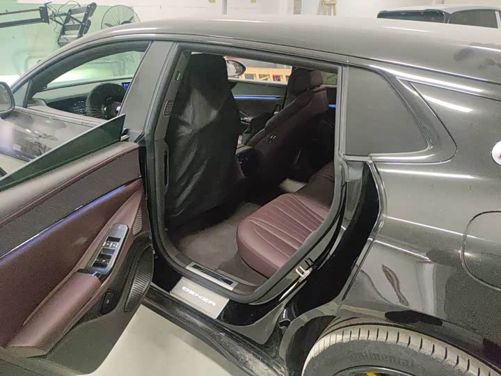 Denza Z9GT 2024 2024款 1100四驱Pro版