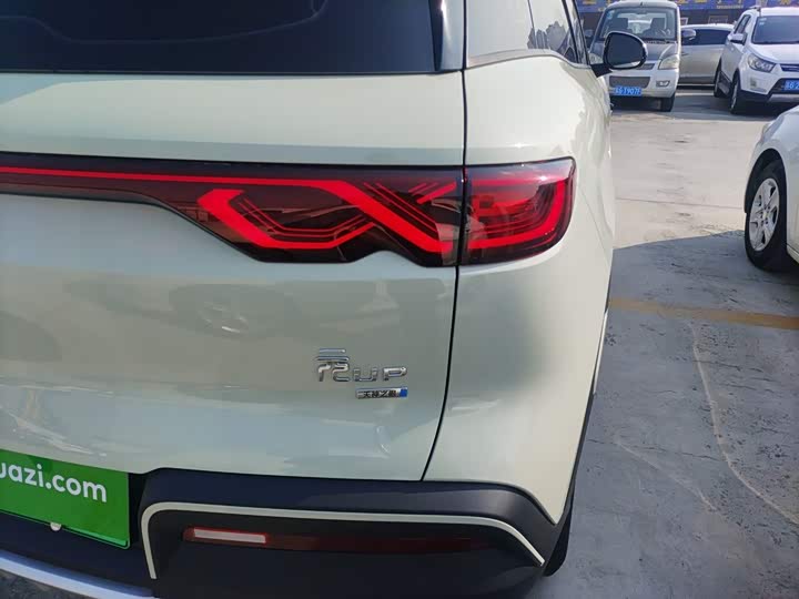 BYD Yuan Up 2025 2025款 智驾版 401KM 活力版
