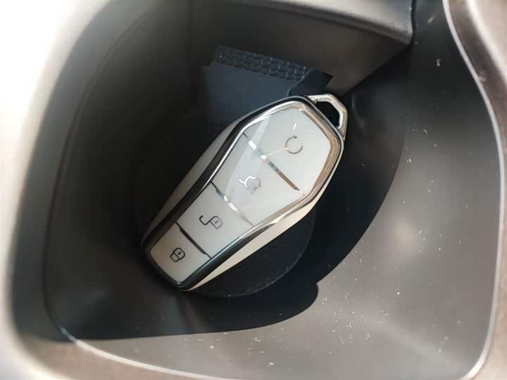 BYD Yuan Up 2025 2025款 智驾版 401KM 活力版