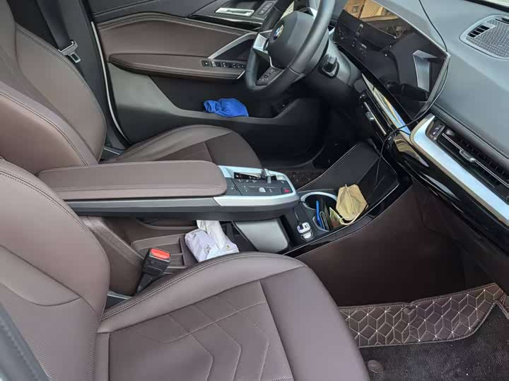 BMW X1 2024 2024款 sDrive25Li X设计套装