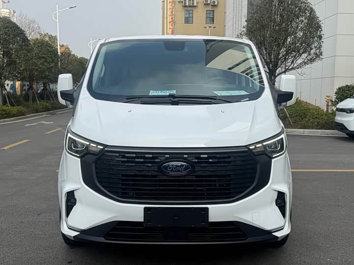 Ford Transit 2023 2023款 2.0T柴油自动商旅型中轴低顶7/8/9座