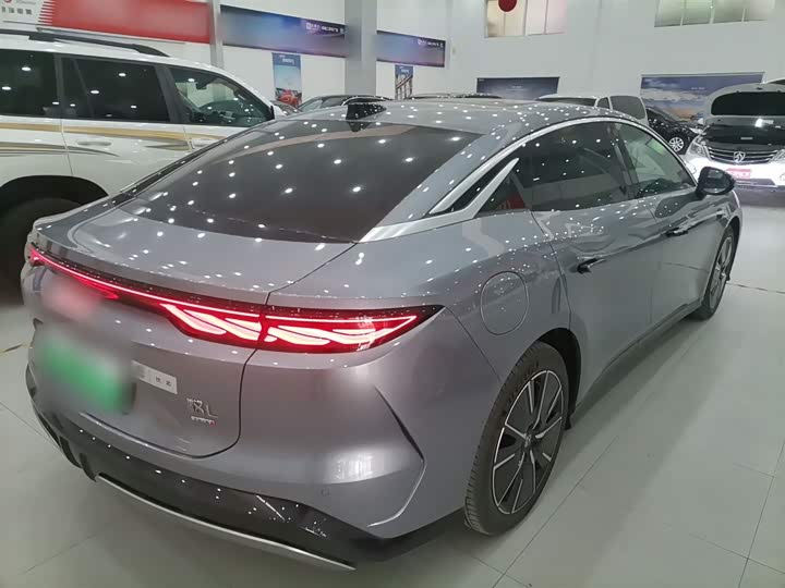 BYD Han 2025 2025款 EV 智驾版 701KM激光雷达旗舰型