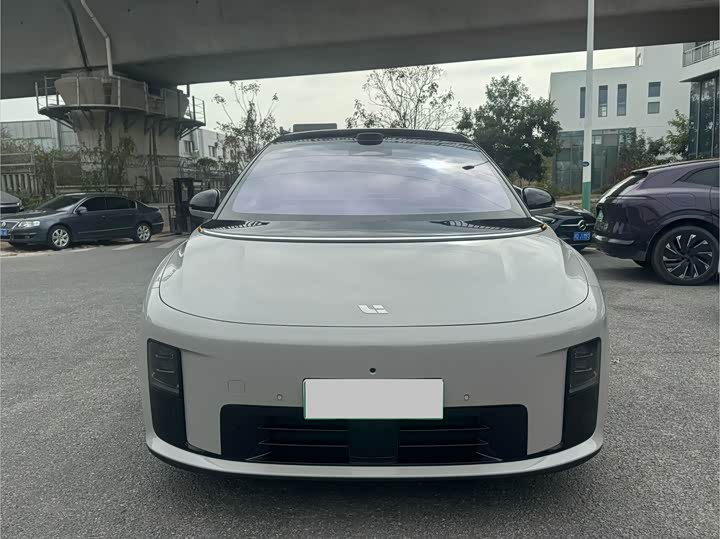 LiXiang i8 2025 2025款 标准版