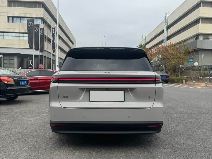 LiXiang i8 2025 2025款 标准版