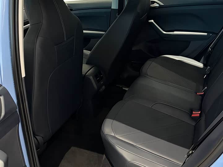 Volkswagen Tharu 2025 2025款 新锐 300TSI 锐享版