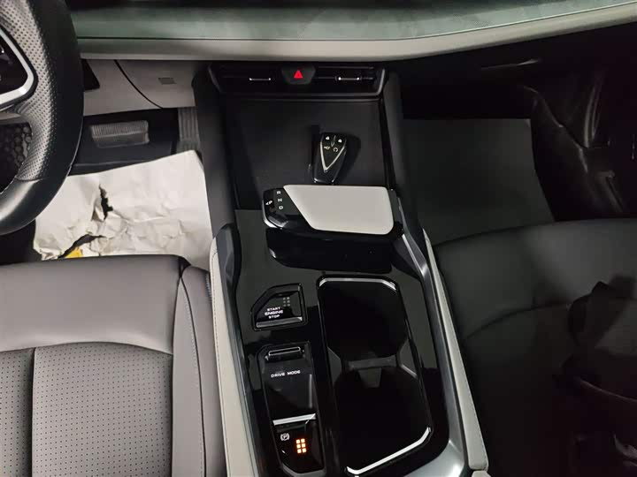 Changan UNI-T 2023 2023款 第二代 1.5T 尊贵型