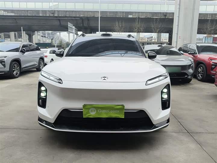 2025 Nio ES6