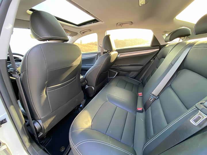 Geely Emgrand GL 2021 2021款 UP 1.4T 手动领尚型