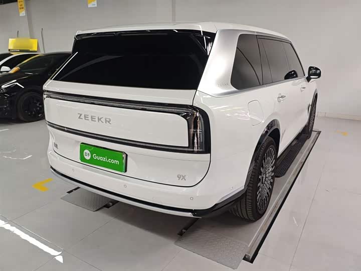 Zeekr 9X 2025 2025款 Max版 55kWh