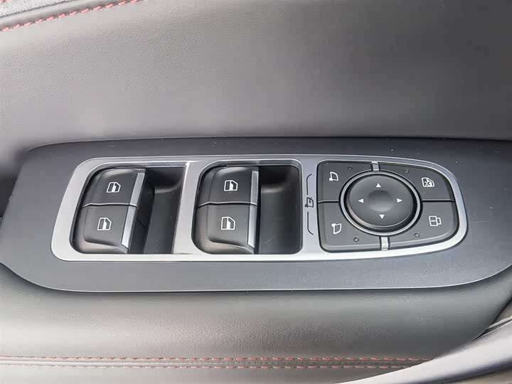 Ora Lightning Cat (07) 2024 2024款 暗夜版 555km 尊贵版