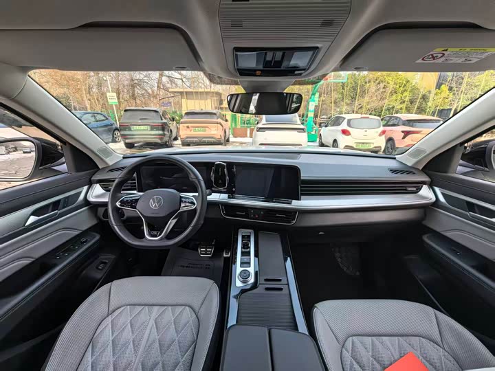 Volkswagen Tavendor 2024 2024款 380TSI 四驱R-Line巡游版