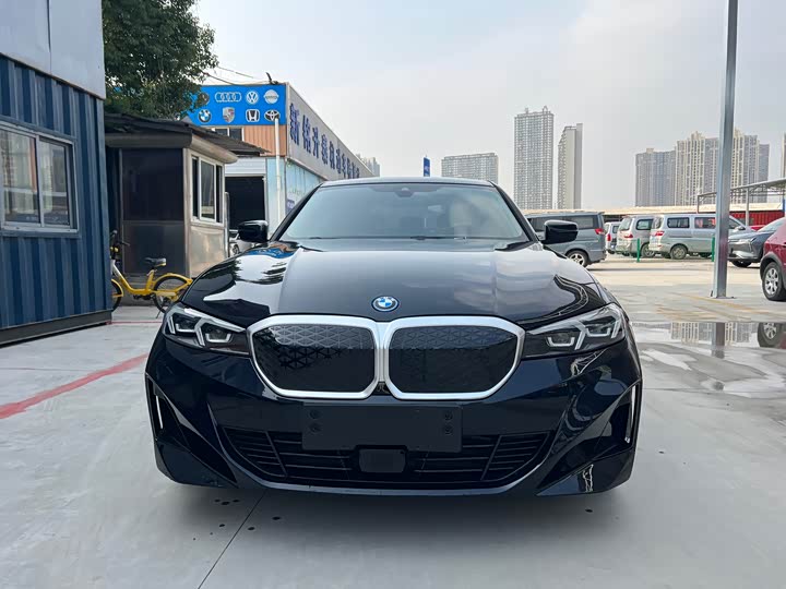 BMW i3 2025 2025款 eDrive 35 L