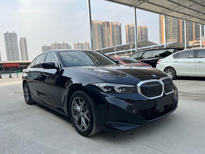 BMW i3 2025 2025款 eDrive 35 L