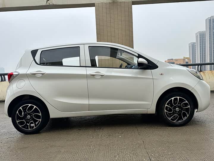 Changan BenBen E-Star 2022 2022款 国民版 多彩限量款（快充版）磷酸铁锂