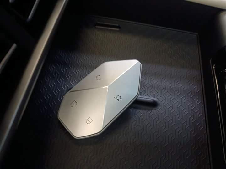 BYD FangChengBao Titanium 3 (Tai 3) 2025 2025款 501KM 后驱Pro版