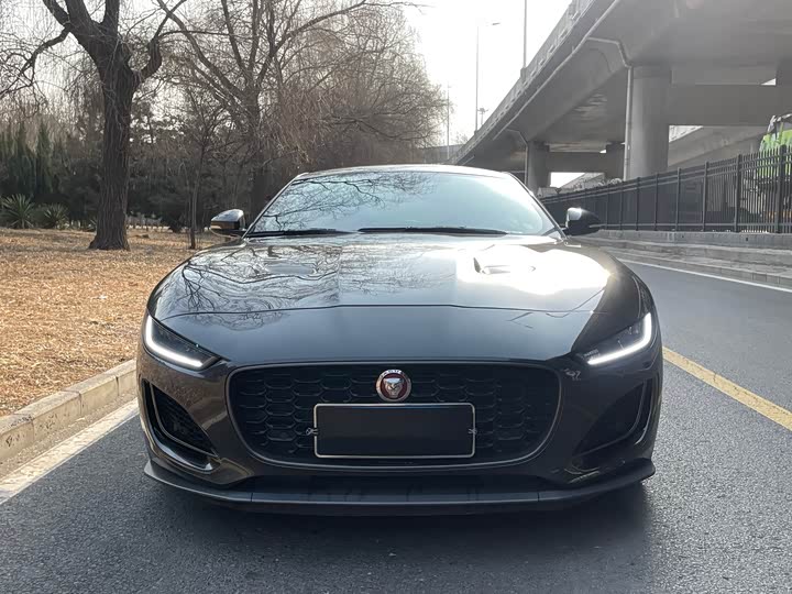 Jaguar F-Type 2021 2021款 P300 后驱First Edition硬顶版