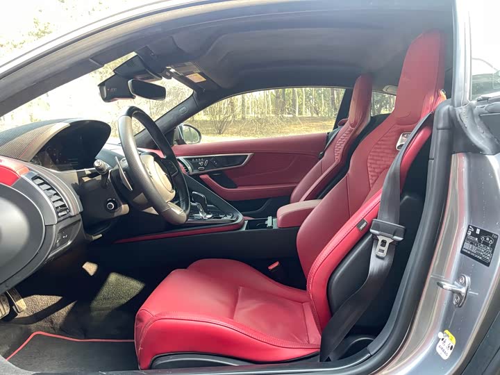 Jaguar F-Type 2021 2021款 P300 后驱First Edition硬顶版