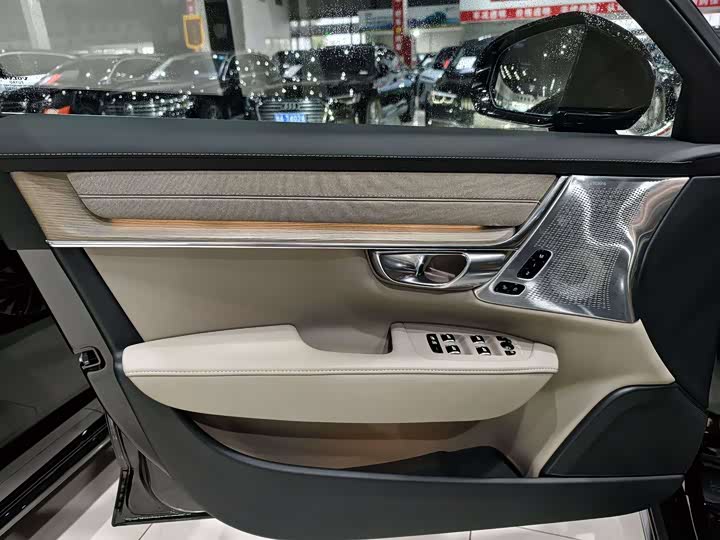 Volvo S90 2026 2026款 B5 智雅豪华版