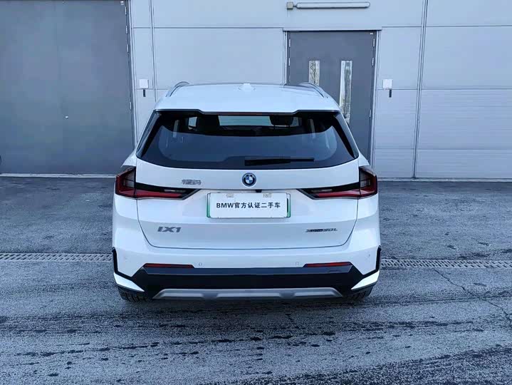 BMW iX1 2025 2025款 xDrive30L X设计套装