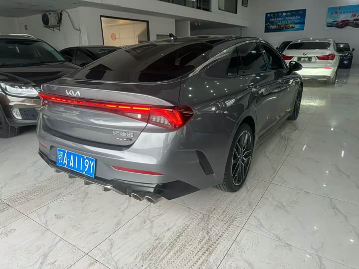 Kia K5 2021 2021款 380T GT-Line 旗舰版