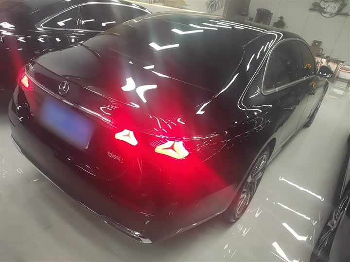 Mercedes-Benz E-Class 2025 2025款 E 300 L 时尚型