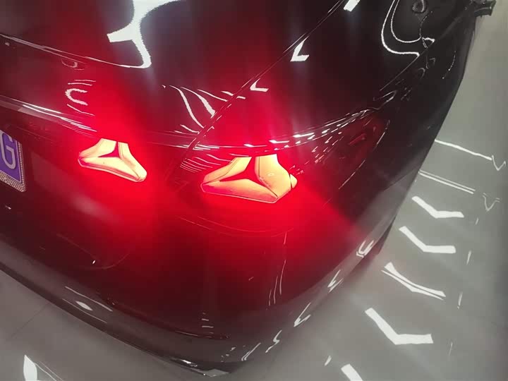 Mercedes-Benz E-Class 2025 2025款 E 300 L 时尚型