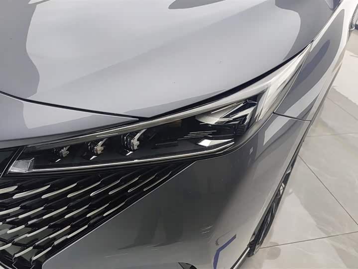 Roewe RX5 2023 2023款 1.5T 优越版