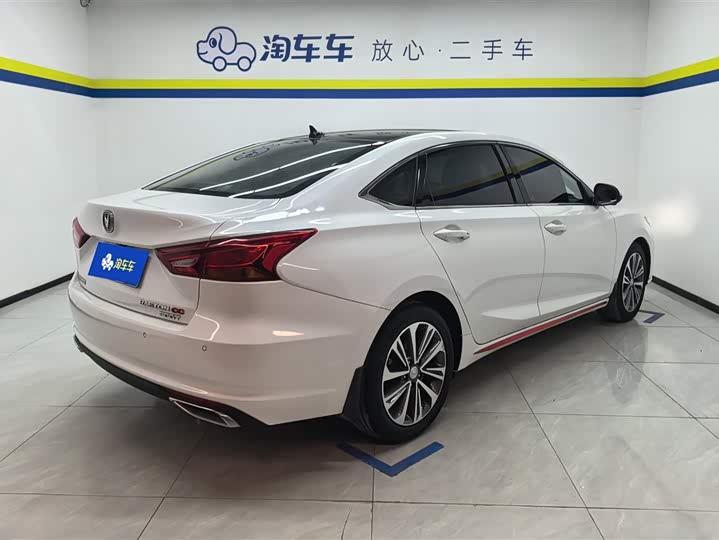 Changan Raeton CC 2021 2021款 蓝鲸版 1.5T DCT豪华型