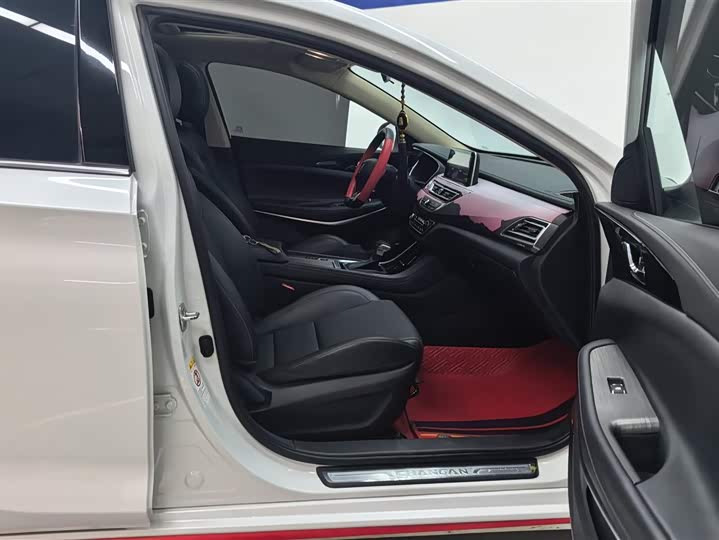 Changan Raeton CC 2021 2021款 蓝鲸版 1.5T DCT豪华型