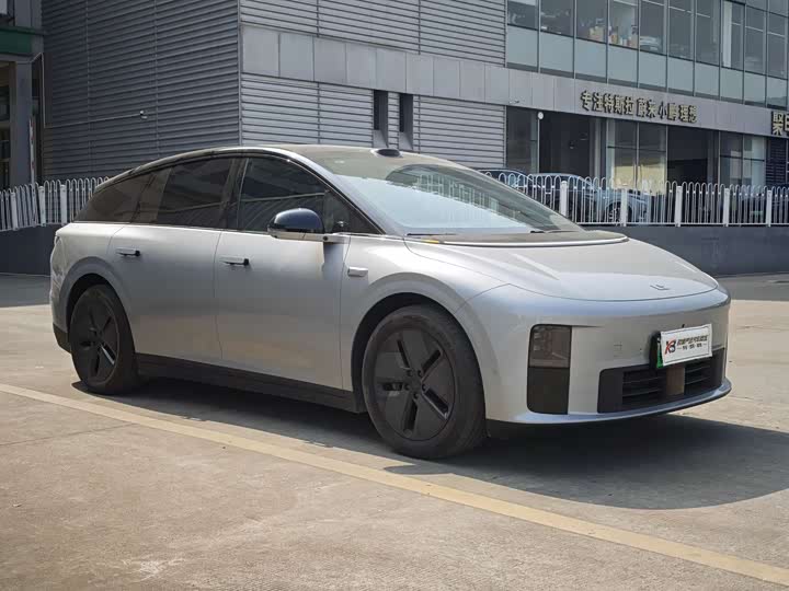 LiXiang i6 2025 2025款 两驱标准版